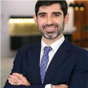 Profesional en finanzas corporativas con más de 14 años de experiencia. Actuario, CFA charterholder, bilingüe inglés-español