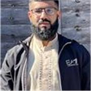 I’m good at speaking Urdu and Punjabi soo any people who want to learn from South Asia im willing to teach