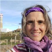 Investigadora universitaria en Ecologia Forestal, con mucha experiencia en escuelas privadas y publicas, parques y museos desarollando talleres con temas medioambientales para todas las edades (5-18 anos): botanica, reciclaje, geociencias, astronomia basi