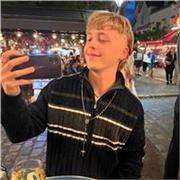 Soy estudiante de terapia ocupacional en zaragoza, puedo dar clases de todo tipo de asignaturas y sobretodo de las del ámbito biológico … soy organizado, amable y me gusta mucho ayudar a las personas