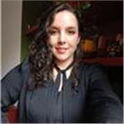 Spanish tutor from LATAM offering dynamic lessons for adults and teens. Bilingual, experienced, and passionate about language
