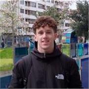 Estudiante con bachiller ya terminado, da clases a niños o adolescentes