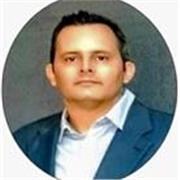 Inglés es mi idioma nativo, también fui fundador y profesor de una escuela de inglés
