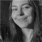 Soy graduada en Biología y con Máster en Biociencias Moleculares