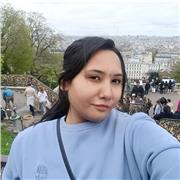 I am an international student from Nepal currently studying BBA in college de Paris. I am good in English, willing to teach minors
