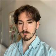 Hello ! Ayant un anglais niveau licence je peux vous proposer des cours de soutiens.