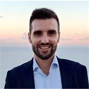 Sono un docente e formatore disposto ad erogare lezioni individuali e collettive in presenza ed online