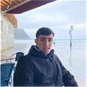 Persona cercana, proactiva y capaz de individualizar cada caso, ofreciendo una atención centrada en cada persona.