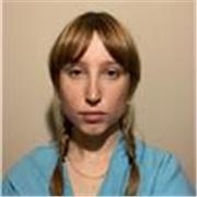 
Creativa y diseñadora gráfica, apasionada por enseñar y acompañar procesos de aprendizaje mediante ejercicios creativos.