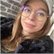 Soutien scolaire, français et mathématiques pour collégiens ou lycéens. 
Psychologie en plus pour les élèves en études supérieures. 