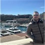 Dottore in economia e commercio e consulente finanziario impartisce lezioni e ripetizioni di economia aziendale, contabilità