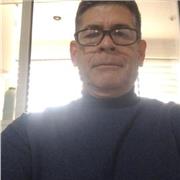 Profesor de educación con más de 20 años de experiencia