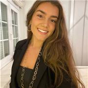 Busco alumnos/as de inglés. He vivido 4 años en Londres, tengo título de bachillerato bilingüe y 3 años de experiencia