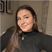 He dado clases a niños de primaria y la ESO durante 1 año. Puedo dar clases online y presencial