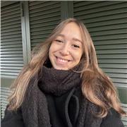 Specializzanda in beni archeologici, offre ripetizioni in italiano, storia, storia dell’arte, oltre che aiuto per metodo di studio