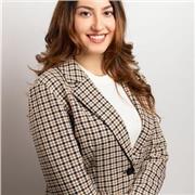 Soy psicóloga en formación sanitaria y profesora con experiencia en el trabajo con niños y adolescentes. Doy clases de refuerzo es