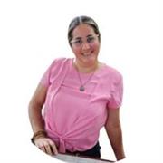 Maestra de español con experiencia en capacitación y docencia