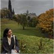 Maestra de inglés con nivel nativo ofrece clases para todos los niveles. ¡Prepara tu título de Cambridge o Trinity conmigo!