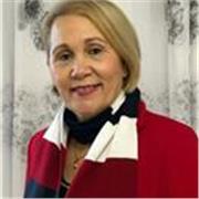 Soy profesora de Contabilidad con varios años de experiencia en la docencia universitaria.