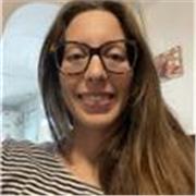 Sono insegnante esclusivamente privata, laureata in lingue, do lezioni principalmente di Inglese e Francese, ma offro consulenze anche di Spagnolo, Tedesco e Russo