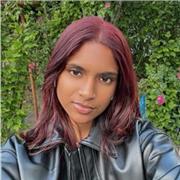 Étudiante en école de commerce avec 5 ans d'expérience, propose des cours particuliers pour élèves de primaire et collège à Rouen