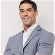 Profesor de Derecho y de Ciberdelincuencia con 22 años de experiencia.