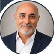 Profesor de Informática apto para todas las edades y todos los niveles. No enseño solo teoría; enseño cómo aplicar la tecnología.