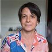 Prof de français et d'art, tout niveau possible.