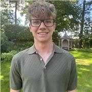 GCSE and A level maths lessons from undergraduate physics student with 4A*s, 11 grade 9s and over 90 s of tutoring experience