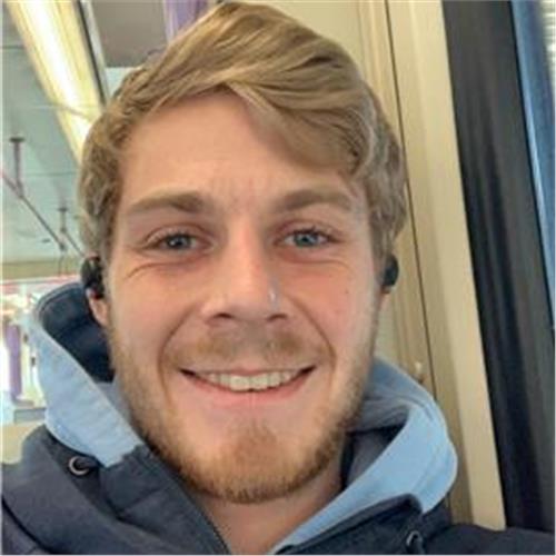 Lennart Privatlehrer*in für Japanisch (Köln)