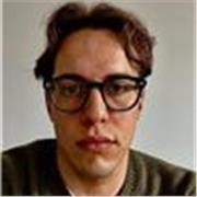 Ciao! Offro lezioni di Storia, Letteratura Italiana, Poesia ed Epica, con un approccio coinvolgente e interattivo. 