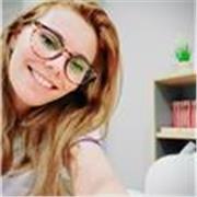 Profesora de francés escolar de forma presencial