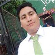 Profesor titulado para dar conocimiento a muchos alumnos