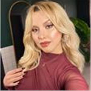 Öznur Bayhan
