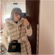 Disponibile per aiuto compiti dalla scuola elementare alla scuola media. Sono flessibile a tutte le esigenze di ogni bambino/a! Solo lezioni in italiano