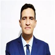 Je suis un Professeur en Mathématique et Informatique