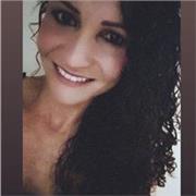 Sou Psicóloga, Pedagoga com Especialização em Educação Infantil, Pós-graduanda em Intervenção ABA para Autismo e Deficiência Intelectual, possuo experiência como terapeuta ABA e AT escolar