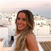 Profesora de apoyo escolar especializada en inglés
