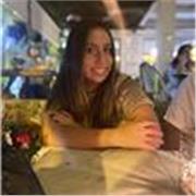 Profesora de inglés, física, química y matemáticas lista para ayudar a los niños y jóvenes a aprender
