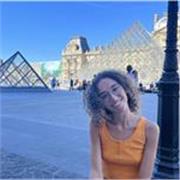 Diplomata con 100 al linguistico Manzoni di Milano, offro ripetizioni low cost di inglese, cinese, tedesco, e matematica