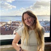 Etudiante donne des cours d'espagnol à Paris