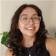 Professora particular com experiência em aulas para crianças online