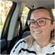 Maestra de primaria que ofrece clases de todas las materias y para todas las edades tanto de Primaria como de la EO