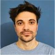 Profesor de Física y Matemática — Licenciado en Física, didáctico y apasionado por la ciencia