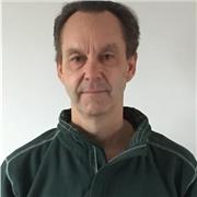 I am a professional coach supporting business people and students to discover and apply their skills and talents