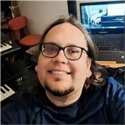 Klavier & EWI Unterricht online - von Klassik über Gehörbildung bis hin zu einfacher Musik Theorie. Gerne auch Rock-Pop Titel