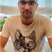 Soy un estudiante de tercer año de física, doy clases de matemáticas i física a estudiantes de la ESO i Bachiller