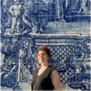 Prof à domicile, emménageant dans le 8ème arrondissement de Marseille, je donnerais des cours d’anglais à partir d’octobre.