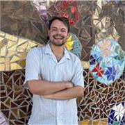 With nearly 10 years of speaking Spanish I give detailed lessons focusing on grammar and conversational Spanish