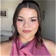 Profesora de inglés con nivel C1 Advanced de Cambridge y dos años de experiencia dando clases particulares, apta para todas las edades y niveles